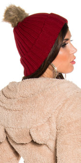 Trendy Knitted Muts met Fake Fur Pom Pon in Bordeaux