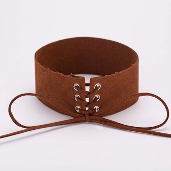 Celeb Choker met Veters in Bruin