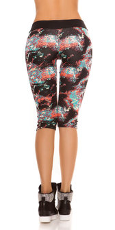 Trendy Workout Capri Leggings in Coral